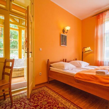 Willa Jagniatkow Bed and Breakfast Esterno foto