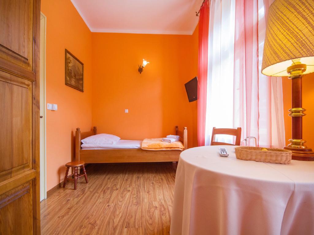 Willa Jagniatkow Bed and Breakfast Esterno foto